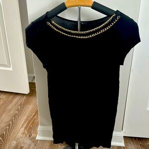 Chain detail top
